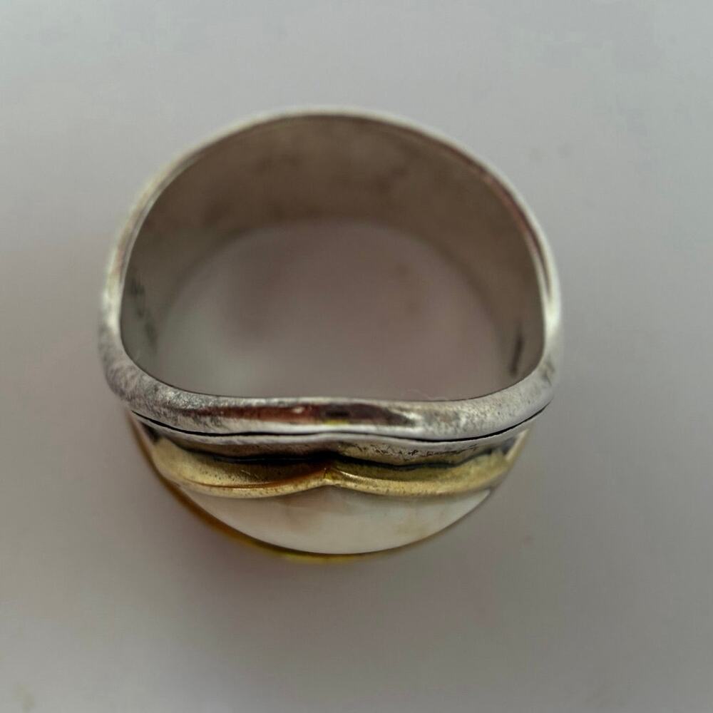 Triangular Cream Stone Two-Tone Stackable Statement Ring - Picture 4 of 8